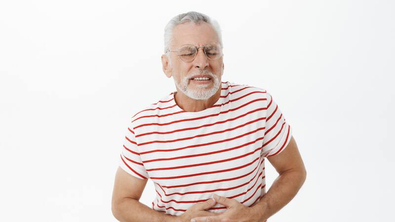 La acidez es uno de los principales problemas estomacales durante las fiestas.