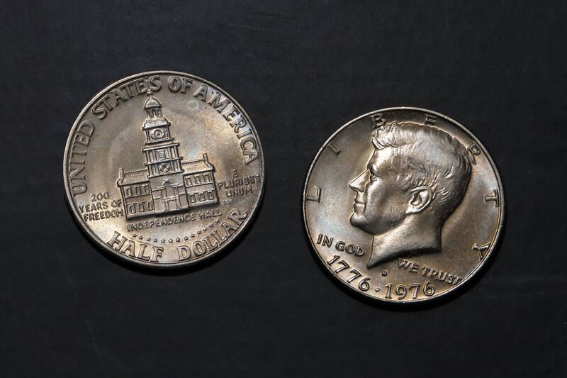 Desde 1964, el rostro de Kennedy ha sido un elemento constante en esta denominación. Foto: Chi Ho Chan en Wikimedia Commons.