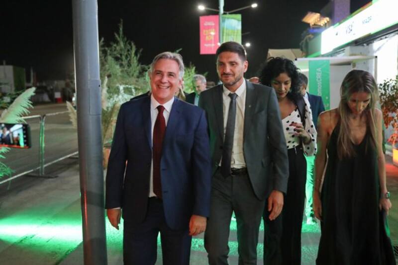 El cordobés Martín Llaryora y el santafesino Maximiliano Pullaro recorrieron el predio nicoleño