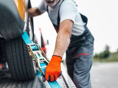 ¿Tu auto se dañó por un bache? descubre cómo reclamar y cuánto debes cobrar si sufrió esto en la calle