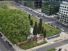 Un fideicomiso pone u$s 34 M y se queda con la joya en Puerto Madero de la 'inmobiliaria de Milei'