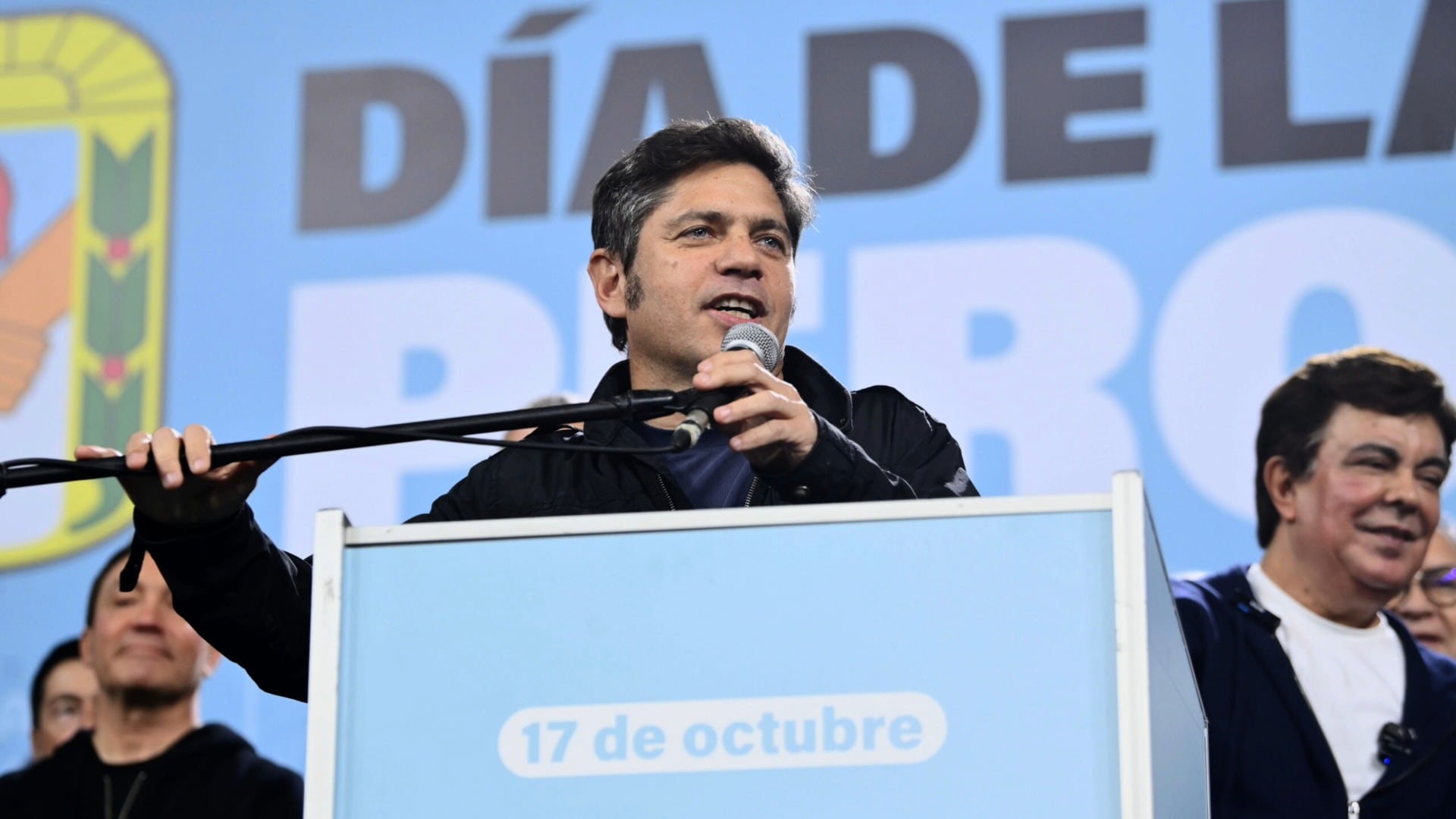 El gobernador bonaerense, Axel Kicillof, encabezó un masivo acto por el Día de la Lealtad.