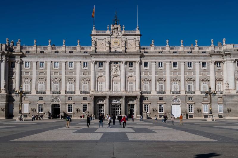 Aunque la historia de la nobleza española se remonta a la Edad Media, persiste una huella imborrable en muchos de los apellidos transmitidos de generación en generación. (Imagen: archivo)