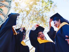 Atención estudiantes universitarios | Así pueden acceder a la beca HSF y obtener hasta 5,000 dólares: cuáles son los requisitos