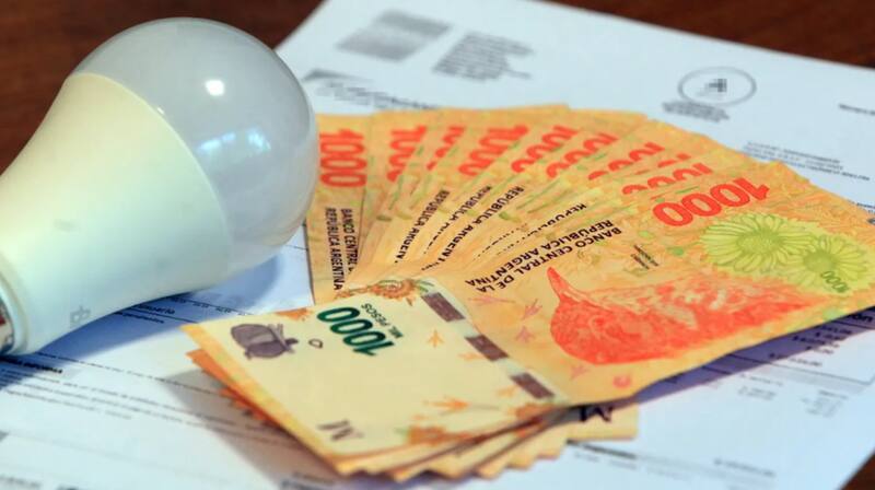 Los aumentos en las tarifas fueron uno de los principales componentes de la inflación de noviembre.