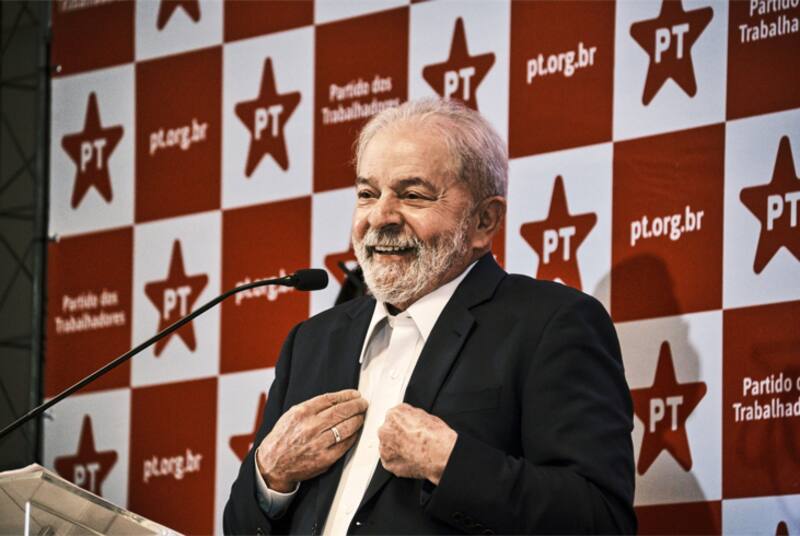 En Brasil, el PT critica una ley de autonomía del Banco Central, que "le ata las manos al presidente" en materia macroeconómica, pero Lula, candidato con mayores chances de volver a la Presidencia, no avaló la queja.
