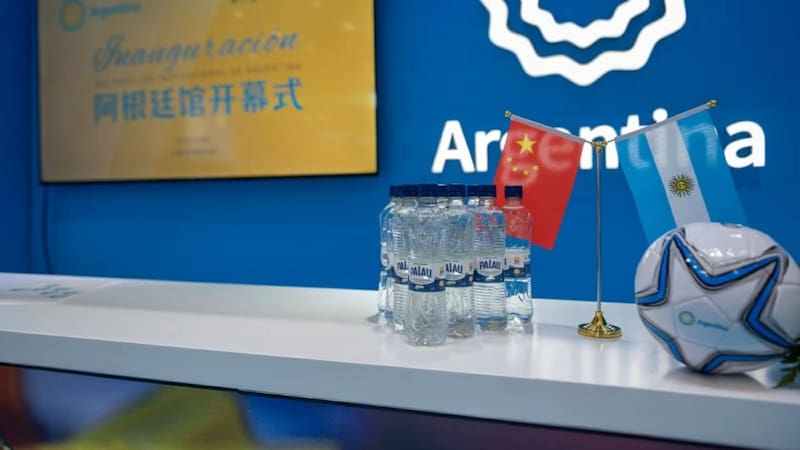 A fines de octubre, arribó a China el primer embarque de la marca salteña Agua Mineral Palau.