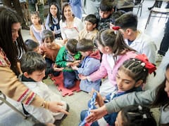 Ford invierte en educación y renueva 41 escuelas rurales en el país