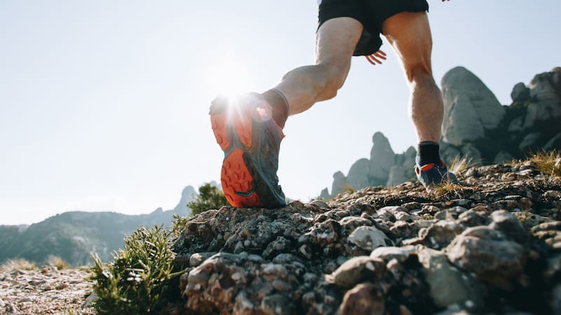 Caminar a diario es un excelente ejercicio que potencia nuestro bienestar.