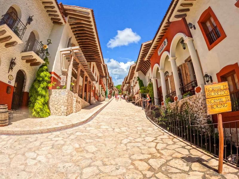 El Parque Xenses ofrece más de 50 escenarios de fantasía para tomar fotos, fuente: archivo