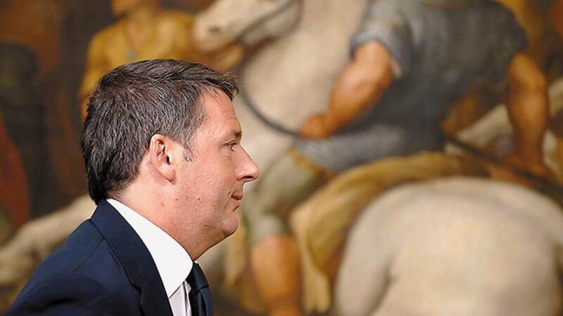 El primer ministro Matteo Renzi pospuso su salida del gobierno