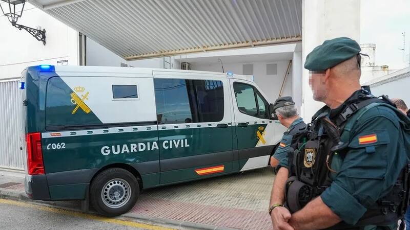 Asesinato de guardias civiles en Barbate: detienen en Cádiz al piloto de la narcolancha que los mató.
