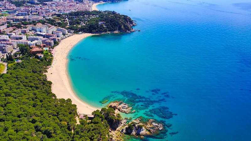 Escapadas: Lloret del Mar es uno de los lugares que más interés genera entre los viajeros para esta temporada de verano. (Foto: Instagram @ajuntlloret).