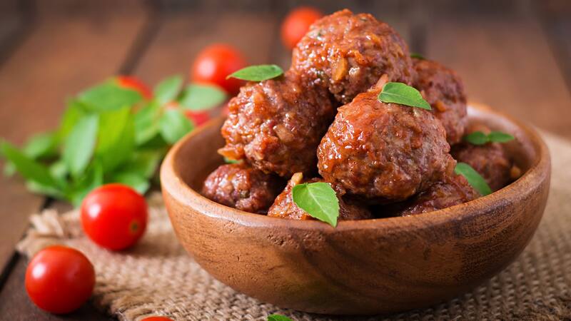 Exigen retirar esta carne de ternera de este famoso supermercado y puntos de venta del país.