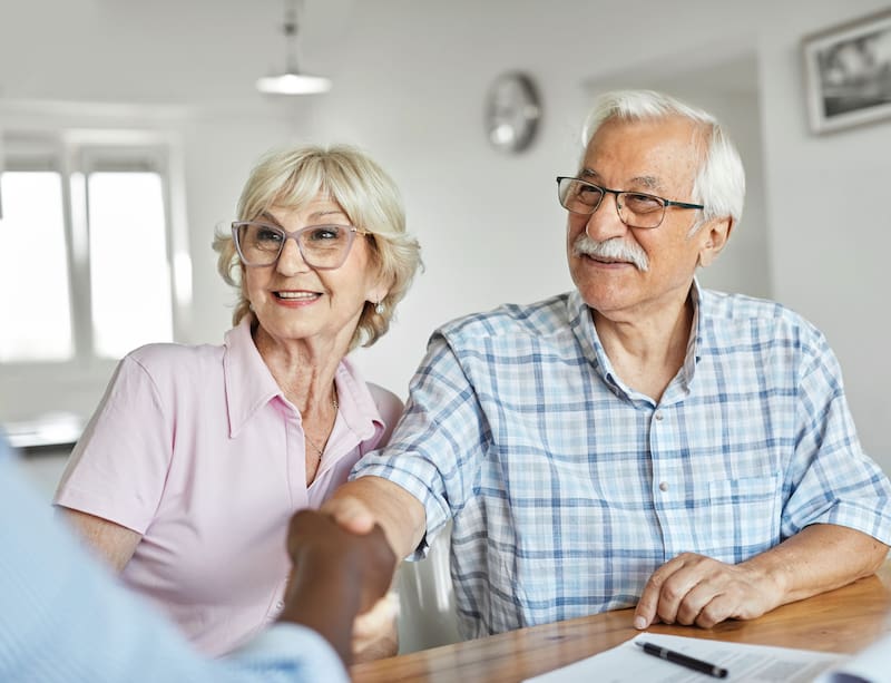 El crédito de $3.800.000 de ANSES para jubilados tiene un límite en el porcentaje de la cuota mensual respecto a los ingresos netos, que no puede superar el 35%. (Foto: Shutterstock)