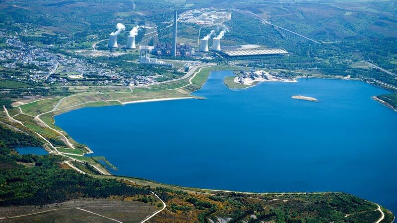 Lago As Pontes. (Foto: Cámara Oficial Minera de Galicia)