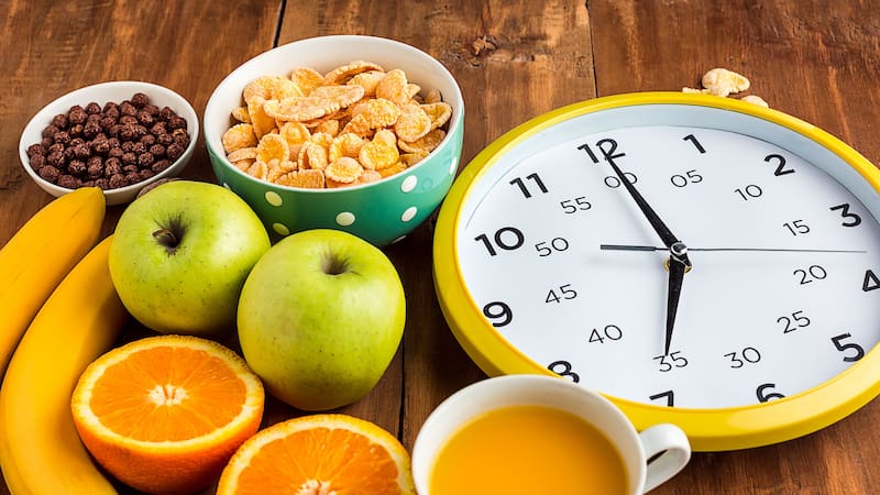 Integrar adecuadamente una dieta balanceada con un régimen de ejercicio regular puede mejorar la salud.