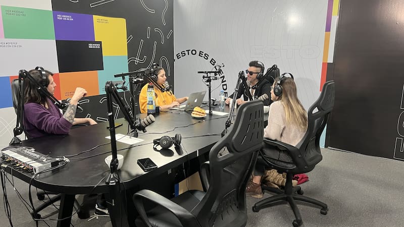 Blender tiene 85.000 suscriptores en su canal de YouTube y superó las 11 millones de reproducciones.