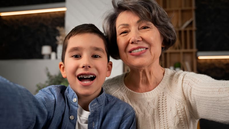 Si aún no has hecho el registro para tu nueva credencial permanente del ISSSTE, toma nota de la documentación que necesitas para el registro.