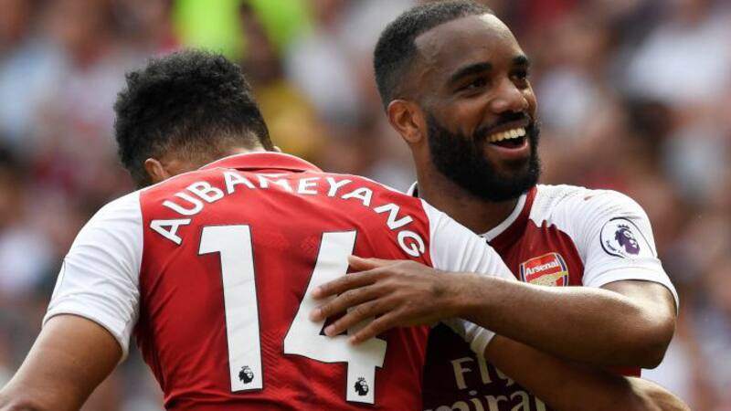 Aubameyang y Lacazette, estrellas francesas de la escuadra de Londres