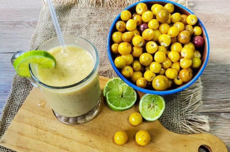Esta fruta ofrece una amplia variedad de formas deliciosas para ser consumida. Desde comerlo fresco y natural, hasta incorporarlo en bebidas como jugos y batidos, o tragos con alcohol. (Imagen: archivo)