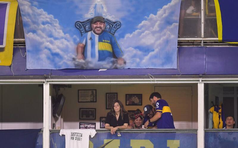 La hijas de 10 lo recordarán en privado.