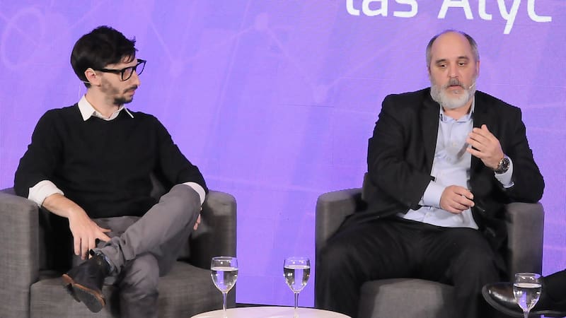 Pablo Sanches (Neix) y Gustavo Araujo (Criteria)