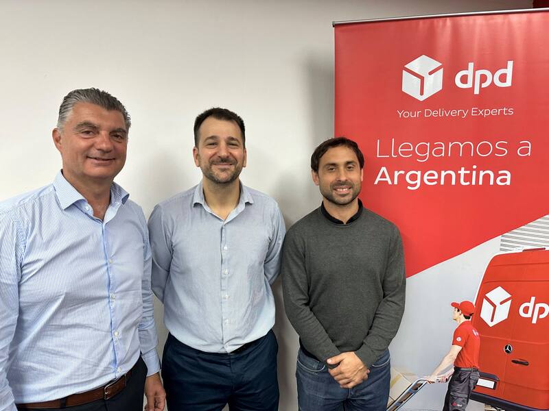 Olivier Establet, Javier Mazzarella y Facundo Casilla