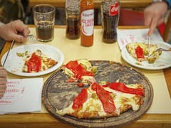 Las 5 mejores pizzerías de la Ciudad de Buenos Aires: dónde quedan y cuál es su historia