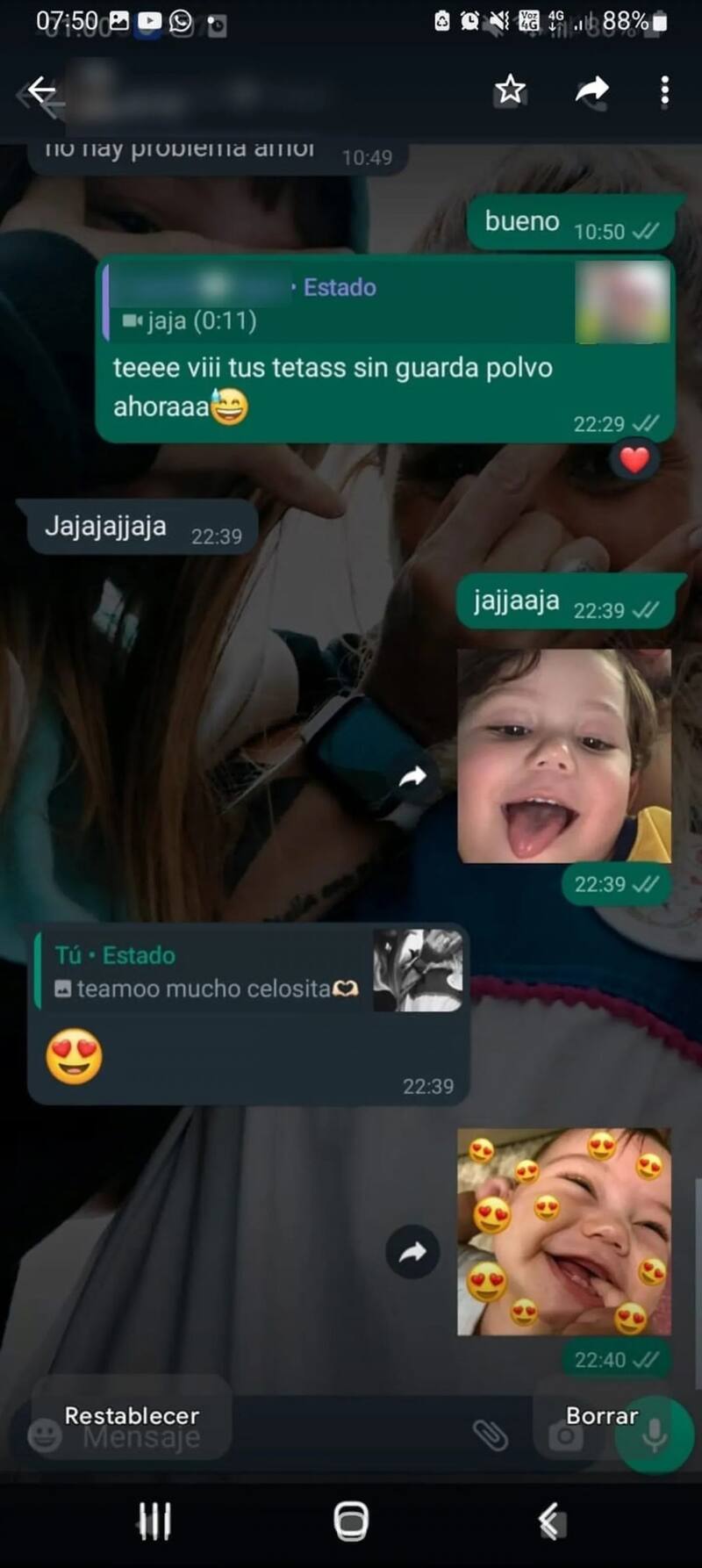 Las conversaciones de la maestra denunciada por grooming.