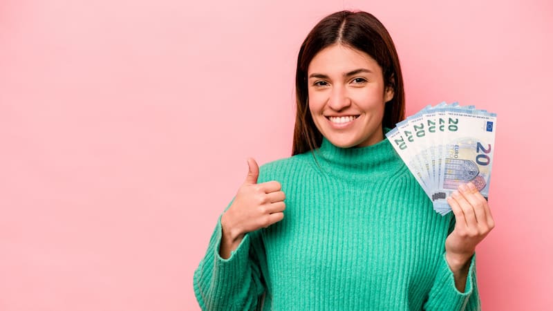 Las personas nacidas entre 1960 y 2002 que cumplen ciertos requisitos pueden acceder a una ayuda de la Seguridad Social.