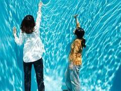 Leandro Erlich presenta "Liminal" en el Malba, una antología mágica y misteriosa