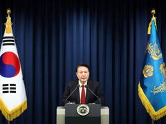 El Gobierno decretó la ley marcial y apuntó contra la oposición por "planear una rebelión"