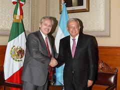 Comercio, gestos para Bolsonaro y vacunas: el viaje de Alberto Fernández a México