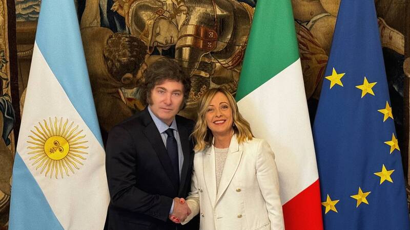 <div class="migrated-promo-image__description"><div class="migrated-promo-image__source">Fuente: Presidencia</div></div>