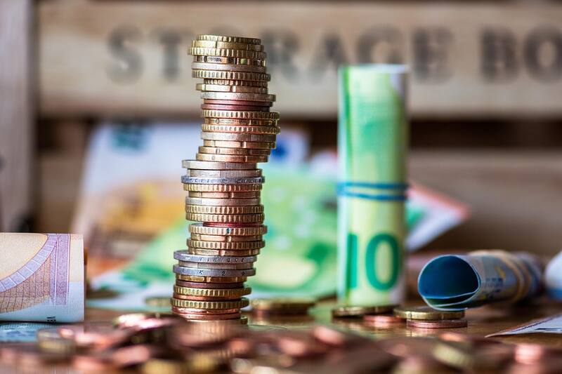 La cotización del Euro y libra esterlina en España (Foto: Pexels).