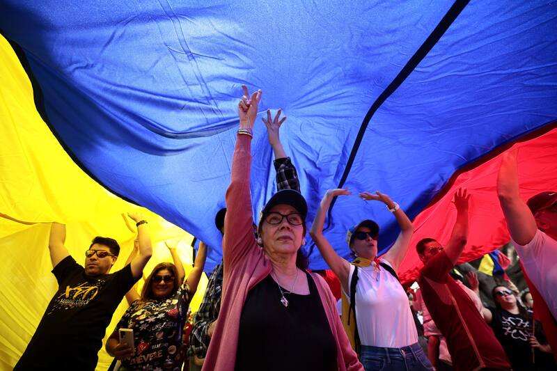 La eliminación del TPS podría afectar a más de 300 mil venezolanos en Florida. (Fuente: EFE)