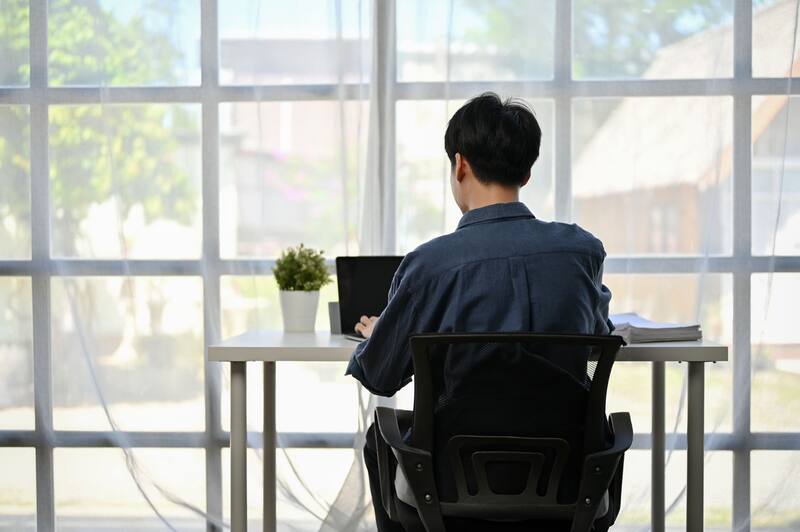 Si bien la presencia de este rasgo no señala ningún tipo de condición de gravedad, desde un punto de vista psicológico puede revelar información importante. Fuente: Shutterstock.