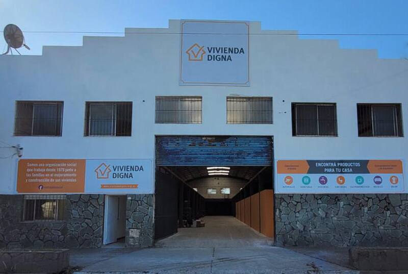 Vivienda Digna cuenta con corralones sociales que permiten que familias de escasos recursos económicos puedan mejorar y equipar sus casas.