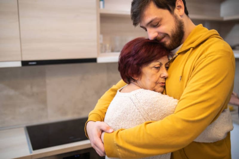 Con 1.600 euros semanales, los abrazadores profesionales se hacen espacio entre los que más dinero ganan (Foto: Pixabay)