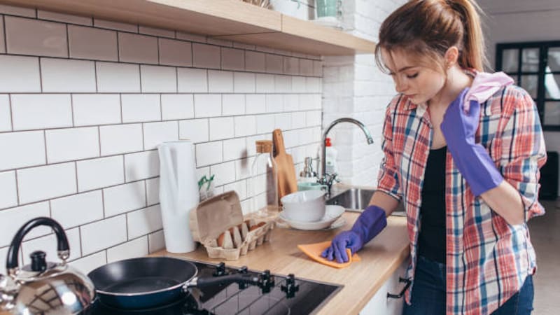 El poderoso producto de Mercadona para limpiar que cuesta menos de 2 euros y lo tienes en tu hogar.