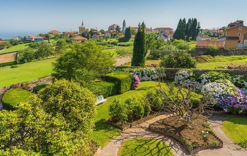 Pravia está repleto de rincones naturales, pero también de edificaciones antiguas que enamoran a propios y extraños. (Foto: turismoasturias.es)