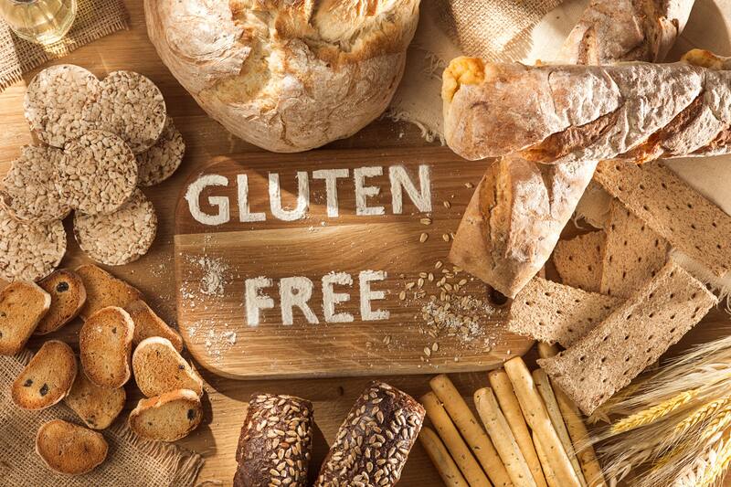 Adoptar una dieta libre de gluten es crucial para controlar los síntomas y prevenir complicaciones a largo plazo en las personas diagnosticadas con celiaquía (Fuente: Freepik)