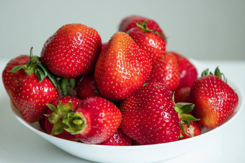 No hay que romper el ayuno con fruta, según en endocrino Francisco Rosero. Foto: Pexels.