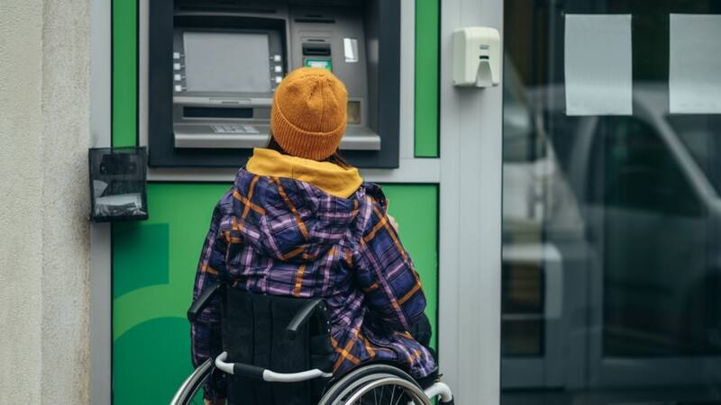 Aumentan las pensiones por discapacidad: de cuánto es el incremento y cuándo se cobran en enero.