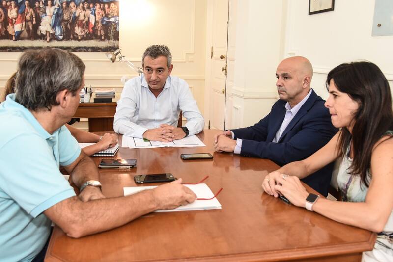 El intendente Pablo Javkin se reunió este sábado por la mañana con el nuevo ministro Claudio Brilloni