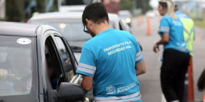 En la provincia de Buenos Aires, las multas de tránsito prescriben a los dos años para las infracciones leves y a los cinco años para las graves, según la Ley Nacional N°24.449. (Foto: Gobierno de la provincia de Buenos Aires)