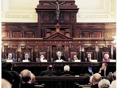 La Corte pidió agilizar los juicios penales y advirtió al Consejo de la Magistratura