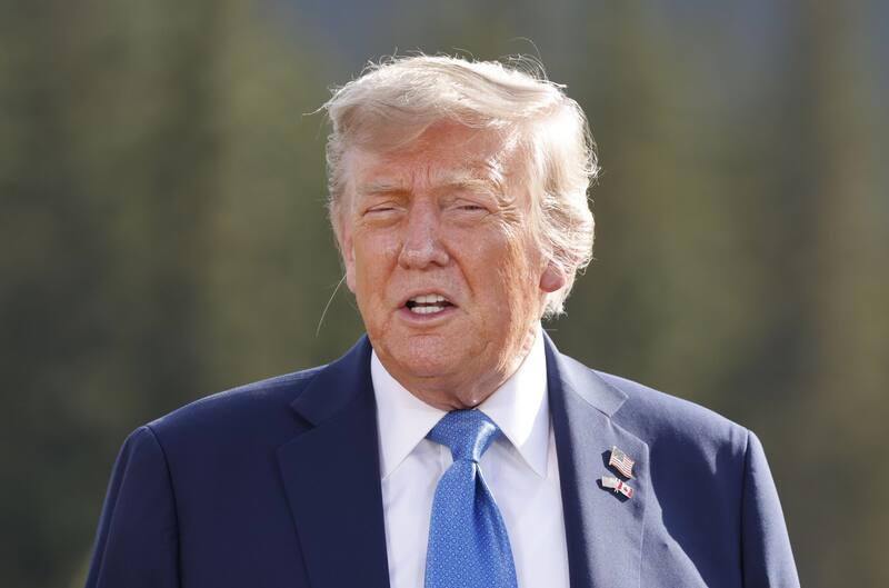 Trump prometió empezar a enviar cartas el lunes a los países que no han llegado a acuerdos con EE.UU., informándoles el nivel arancelario que regirá a partir del 1° de agosto. Foto: EFE.