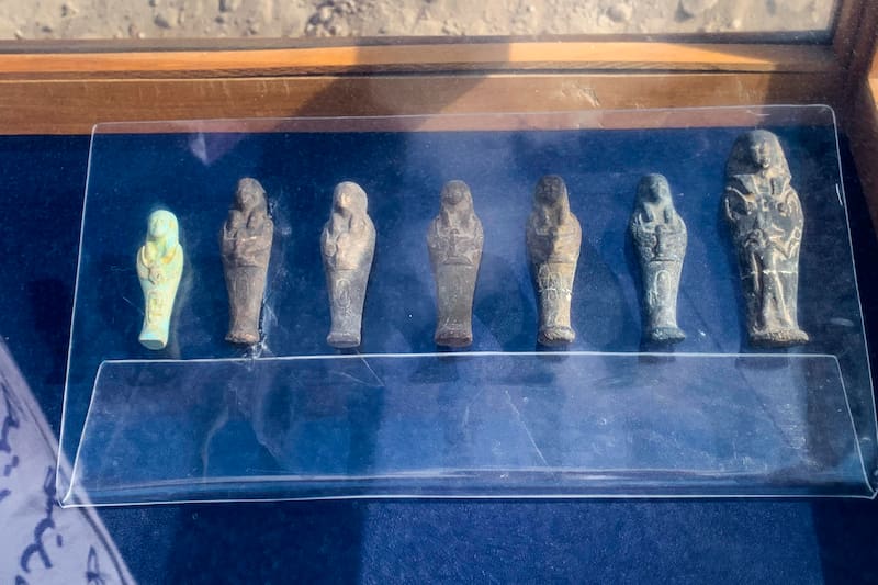 Egipto presentó este jueves los restos de una ciudad sumergida frente a la costa de Alejandría. (Foto: EFE)